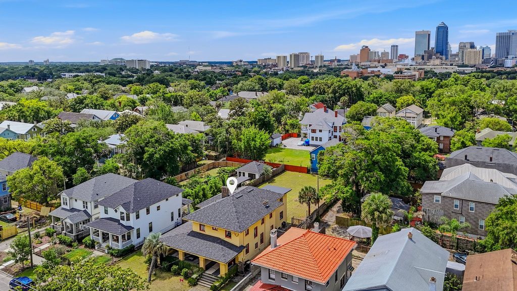 Springfield downtown Jacksonville Florida roof replacement
